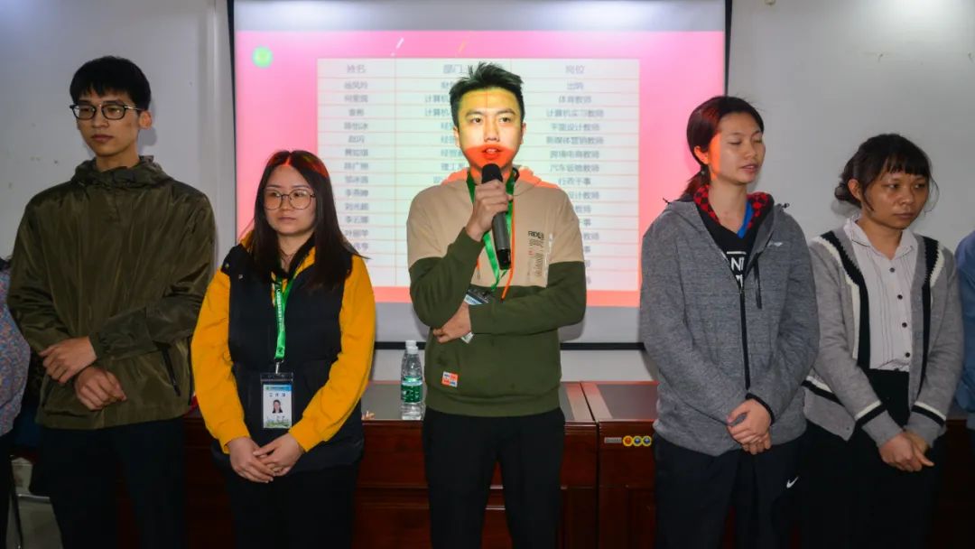 pexels-fauxels-3184418 (1).jpg 圖片