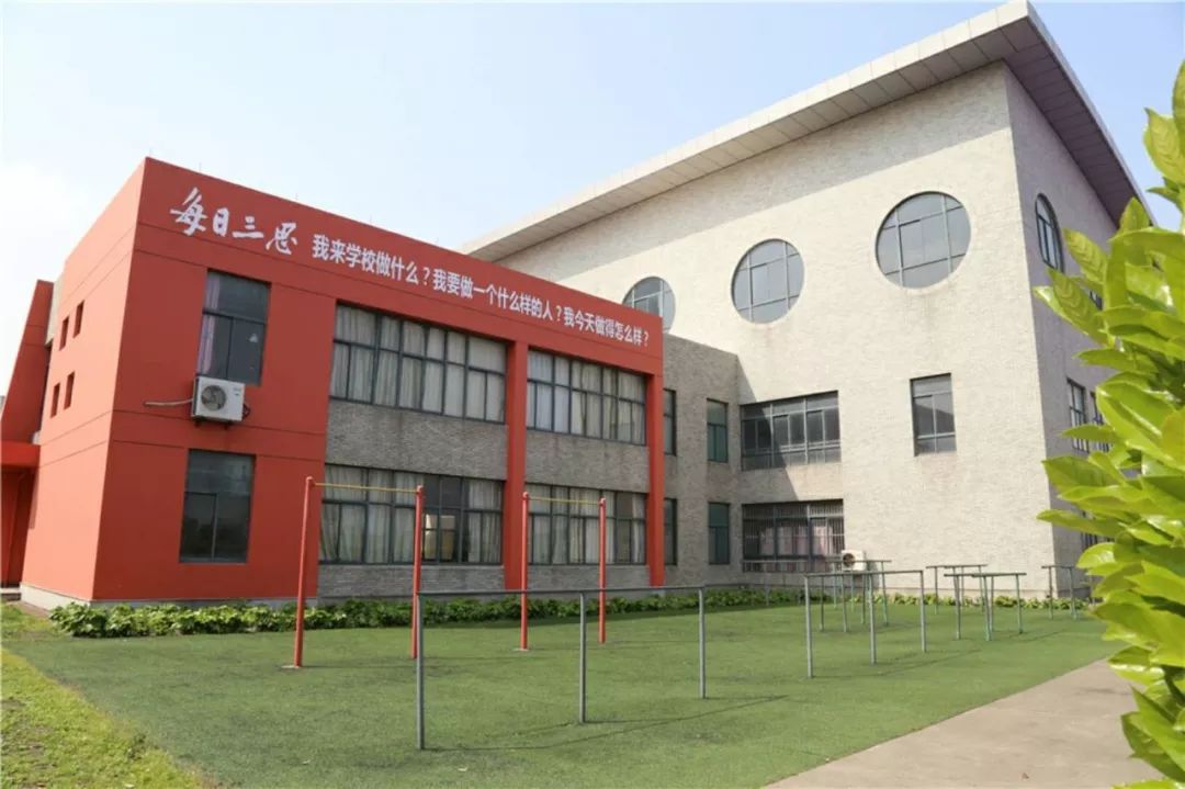 e0fde18910382b72f8bc7ed7b676472.jpg 圖片